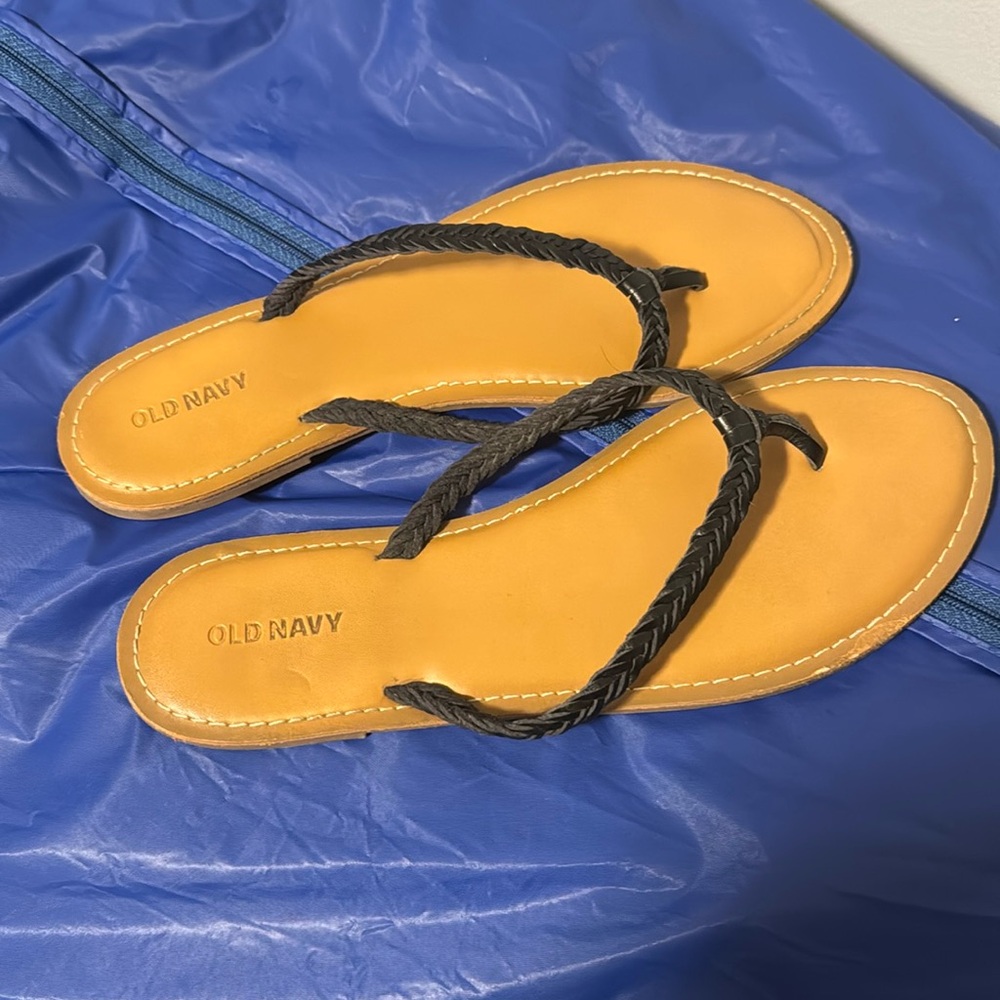 Old Navy sandals